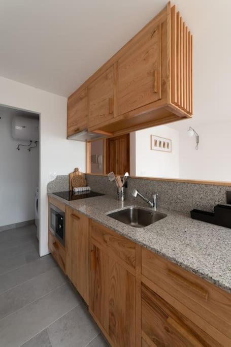 Apartment Ferreiros - Wood Design