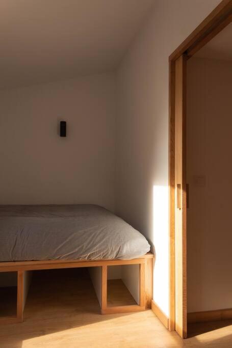 Ferreiros - Wood Design Apartment Puentedeume